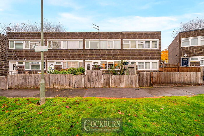 3 Bedroom Terraced House For Sale In Belvoir Close, Mottingham, SE9