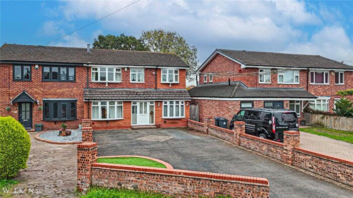 4 Bedroom Semi Detached House For Sale In Wishaw Lane, Minworth, Sutton Coldfield, West Midlands, B76