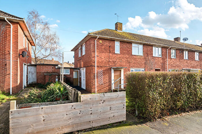 1 Bedroom Maisonette For Sale In Windrush Road, Southampton, Hampshire, SO16