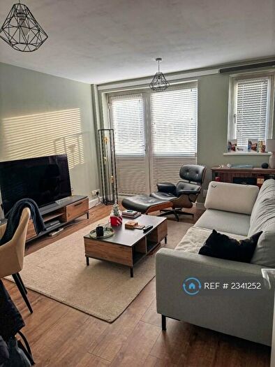 2 Bedroom Maisonette To Rent In Andrew Court, London, SE23