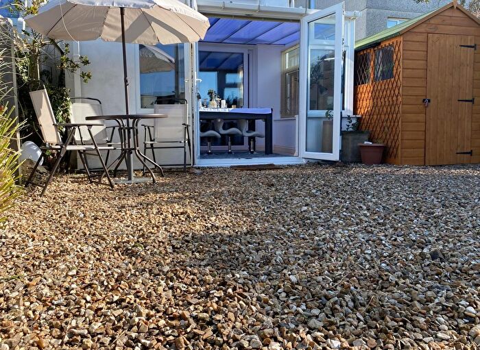 2 Bedroom Flat For Sale In Trewartha Road, Penzance, Cornwall, TR20