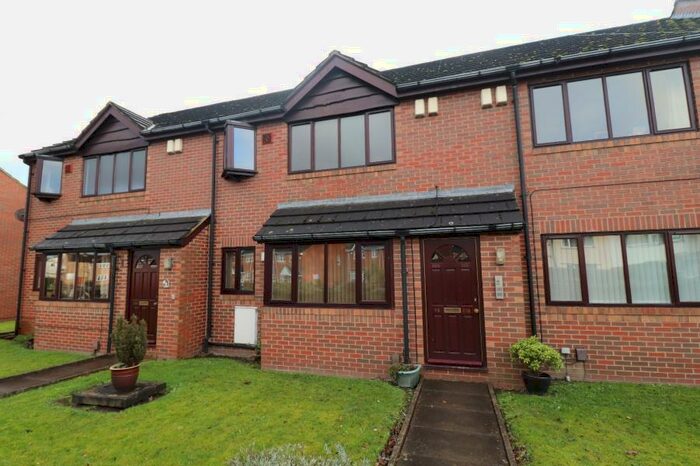 2 Bedroom Apartment To Rent In Weavers Court, Roker Lane, Pudsey, LS28