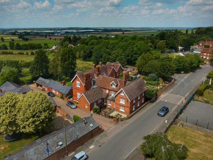 5 Bedroom Semi-Detached House For Sale In High Street, Ridgmont, Bedfordshire, MK43