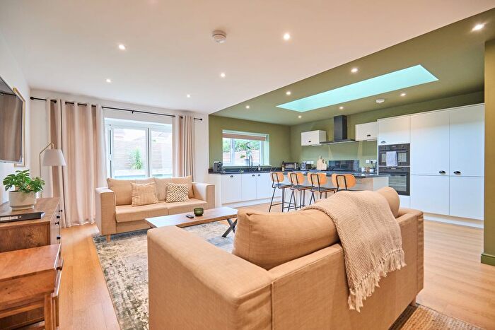 5 Bedroom Detached House For Sale In Lloyd Road, Norwich, NR8