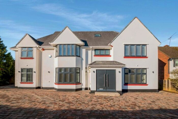 7 Bedroom Detached House To Rent In Deacons Hill Road, Elstree, Borehamwood, WD6