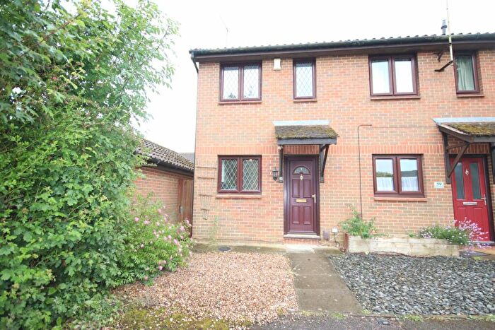 2 Bedroom House To Rent In Bryant Way, Toddington Village, LU5