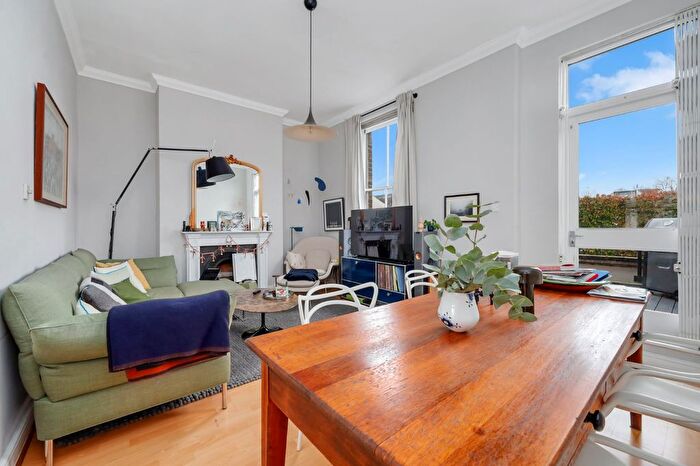 2 Bedroom Terraced House To Rent In Chalcot Road, Primrose Hill, NW1