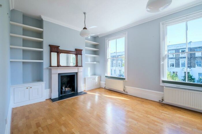 2 Bedroom Flat To Rent In Cleveland Road London, N1
