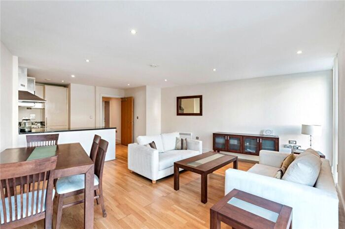 1 Bedroom Apartment To Rent In Drayton Park, London, N5