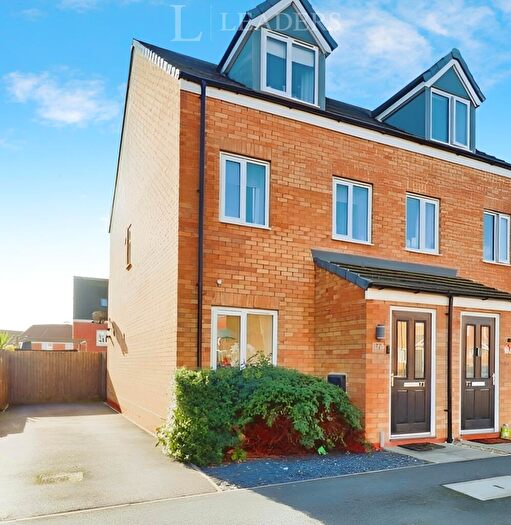 3 Bedroom Semi-Detached House To Rent In Bellona Drive, Manea, PE2