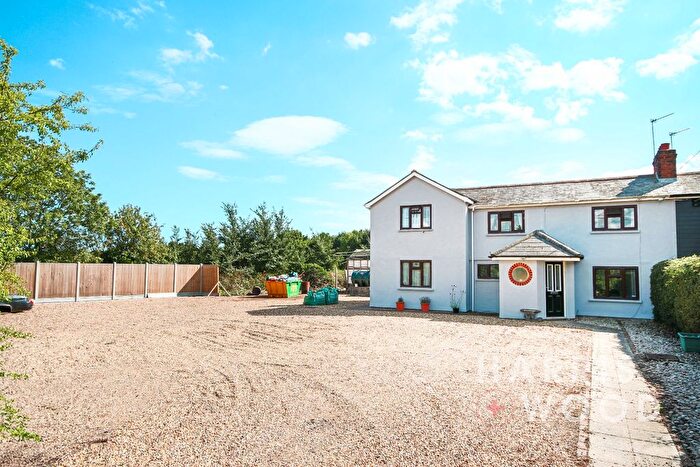 5 Bedroom Semi-Detached House For Sale In East Road, East Mersea, Colchester, Essex, CO5