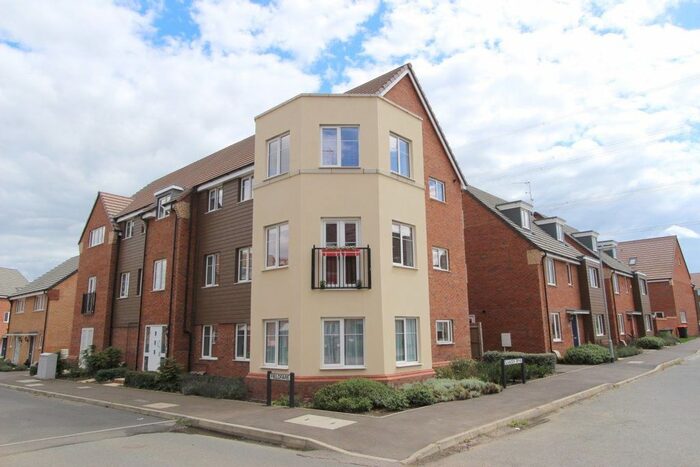 2 Bedroom Flat To Rent In Fieldfare, Leighton Buzzard, LU7