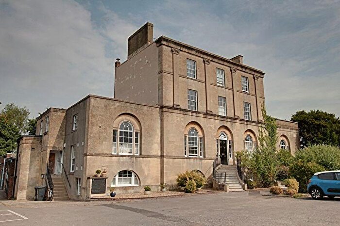 2 Bedroom Flat To Rent In Hilperton Road, Trowbridge, BA14