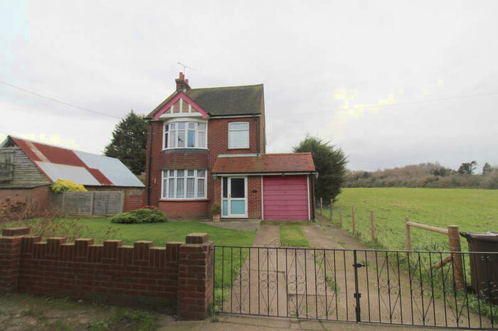 3 Bedroom Detached House To Rent In Pear Tree House Pear Tree House, Otterham Quay Lane, Gillingham, ME8