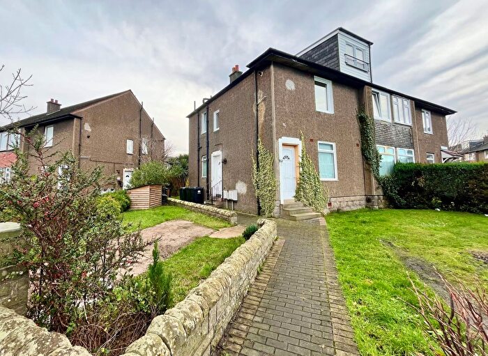 4 Bedroom Flat For Sale In Boswall Parkway, Edinburgh, EH5