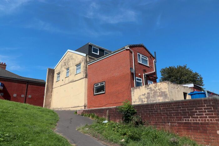 2 Bedroom Maisonette To Rent In Johnston Street, Blackburn, BB2
