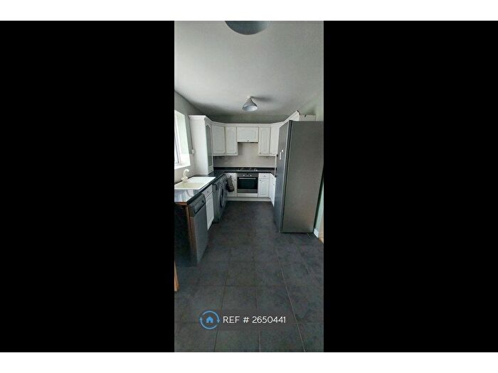 3 Bedroom Terraced House To Rent In Mangravet Avenue, Maidstone, ME15