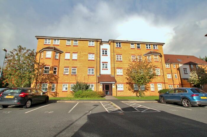 2 Bedroom Apartment To Rent In Lentworth Court, Aigburth, Liverpool, L17