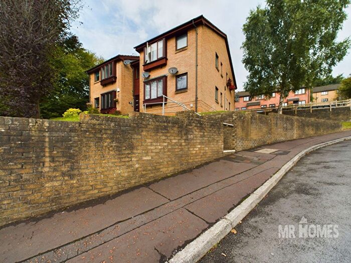 1 Bedroom Flat For Sale In Forest View, Fairwater, Cardiff, CF5