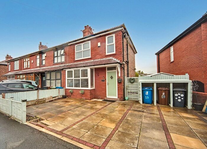 3 Bedroom Semi-Detached House For Sale In Prescott Lane, Orrell, WN5