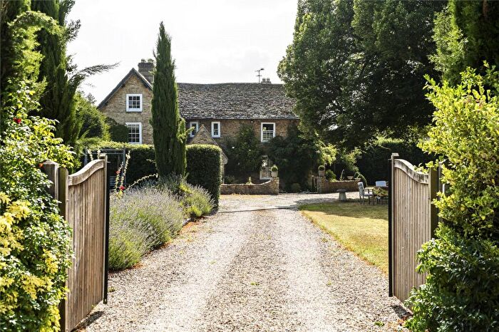 7 Bedroom Detached House For Sale In Buckland, Faringdon, SN7