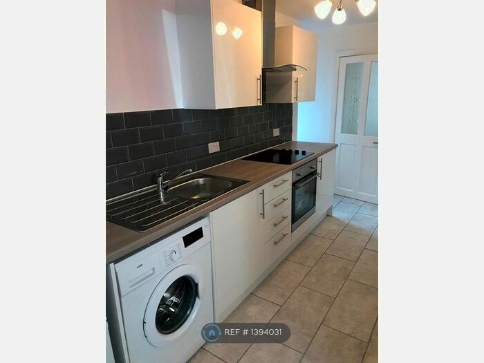 1 Bedroom Flat To Rent In George Court, York, YO31