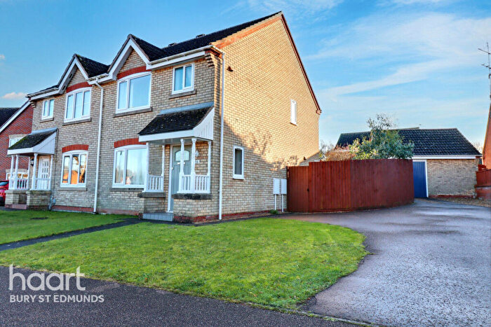 3 Bedroom Semi-Detached House For Sale In Tassel Road, Bury St Edmunds, IP32