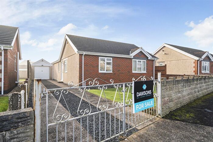 3 Bedroom Detached Bungalow For Sale In Pencaerfenni Park, Crofty, Swansea, SA4