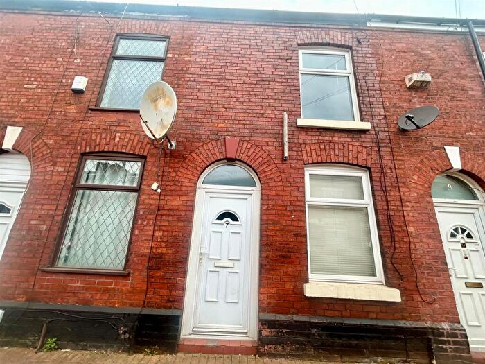 2 Bedroom Terraced House To Rent In Peel Street, Denton, M34