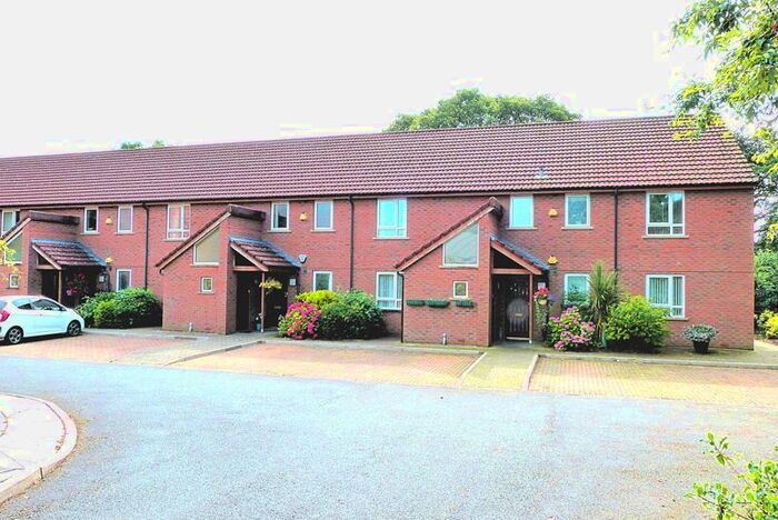 2 Bedroom Flat To Rent In Alston Court, Liverpool Road, Ainsdale, Southport, PR8