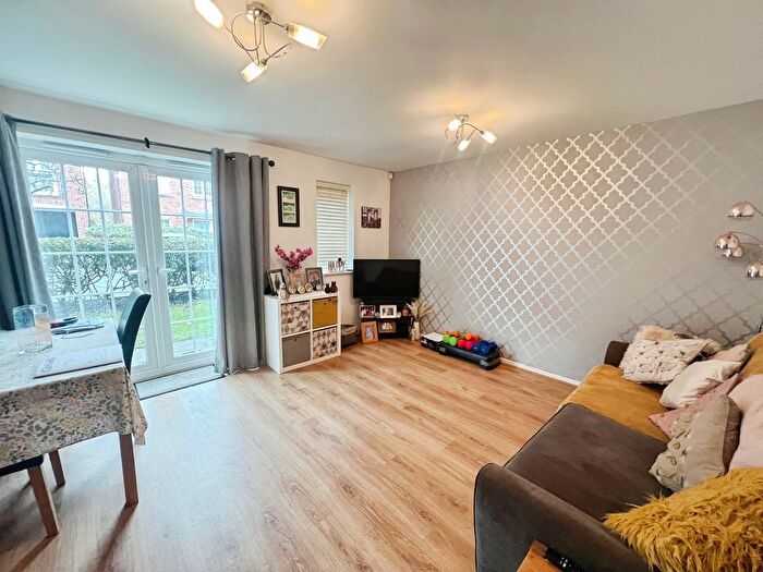 2 Bedroom Flat For Sale In Fletcher Court, Stoneclough, M26