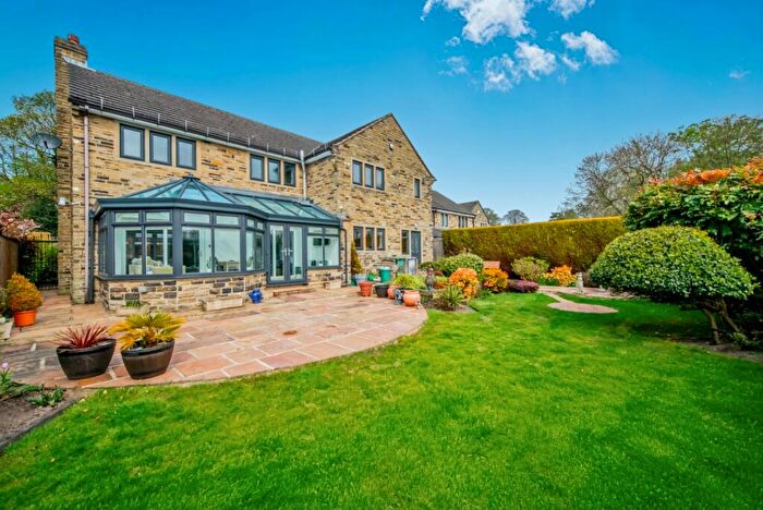 5 Bedroom Detached House For Sale In Station Lane, Birkenshaw, Bradford, West Yorkshire, BD11