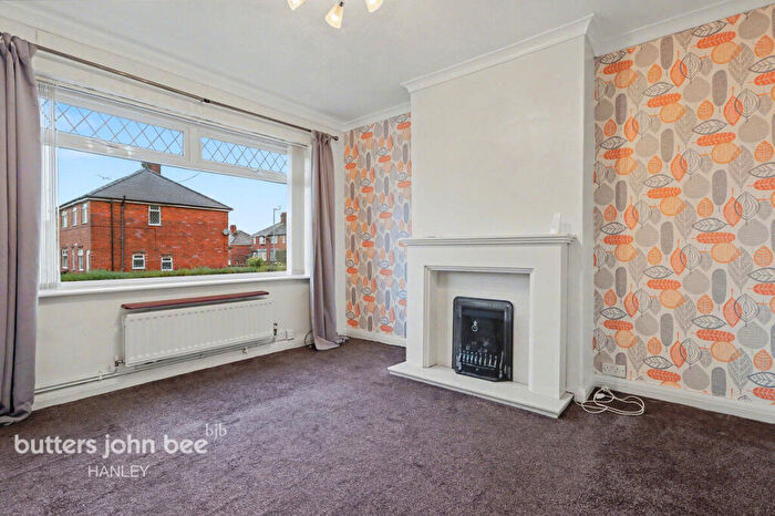 3 Bedroom Semi-Detached House To Rent In Camoys Road, Stoke-On-Trent, ST6