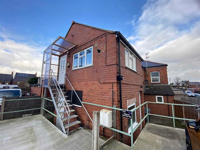 2 Bedroom Flat To Rent In Market Street, Rhosllanerchrugog, LL14