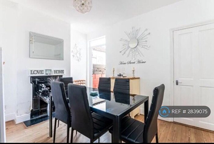 2 Bedroom Terraced House To Rent In Lynn Road, Portsmouth, PO2