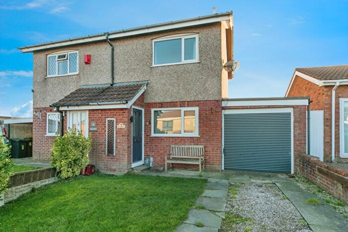 2 Bedroom Detached House For Sale In Fron Uchaf, Colwyn Heights, Colwyn Bay, Conwy, LL29