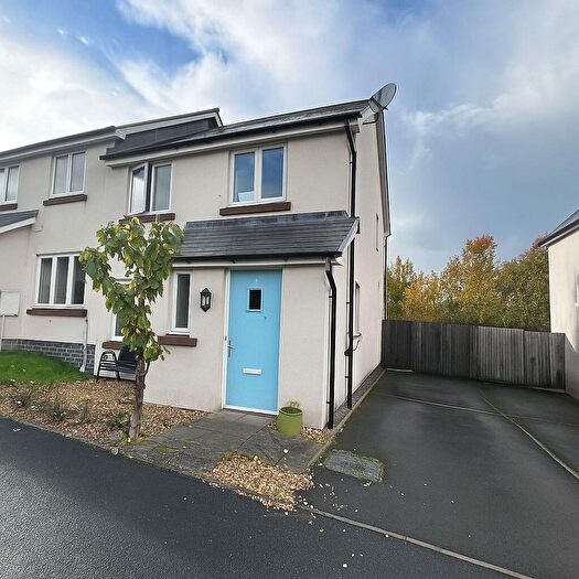 3 Bedroom Semi Detached House For Sale In St Davids Park, Llanfaes, Brecon, LD3