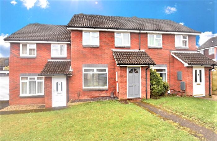 2 Bedroom Terraced House To Rent In Manley Road, Bursledon, Southampton, SO31