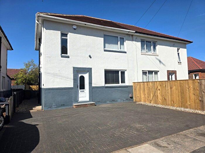 3 Bedroom Semi-Detached House For Sale In Balliol Avenue, Forest Hall, Newcastle Upon Tyne, NE12