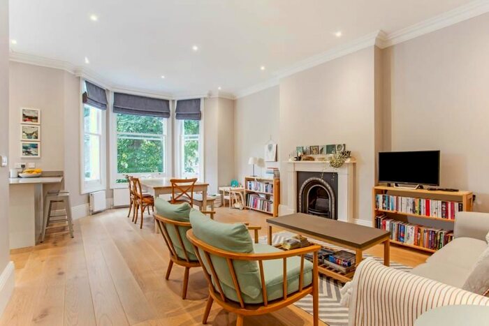 2 Bedroom Flat To Rent In Sutherland Avenue, Maida Vale, W9