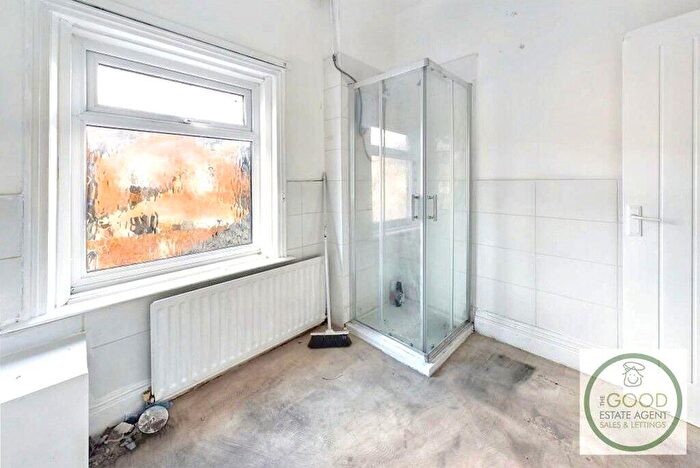 3 Bedroom Terraced House For Sale In Lorne Terrace, Ashbrooke, Sunderland, Tyne And Wear, SR2