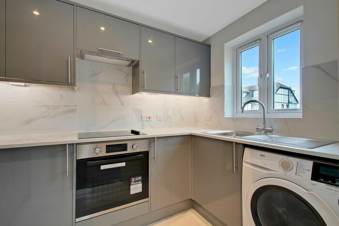 1 Bedroom Flat To Rent In Tribune Court Heton Gardens, London, NW4