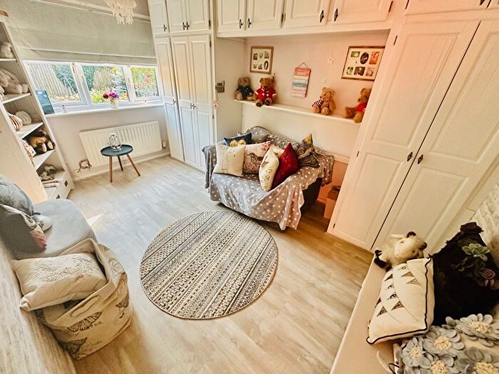 2 Bedroom Detached Bungalow For Sale In Ashen Close, Sedgley, Dudley, DY3