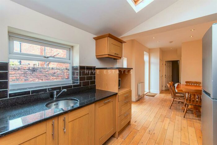 8 Bedroom Terraced House To Rent In Osborne Avenue, Jesmond, Newcastle Upon Tyne, NE2