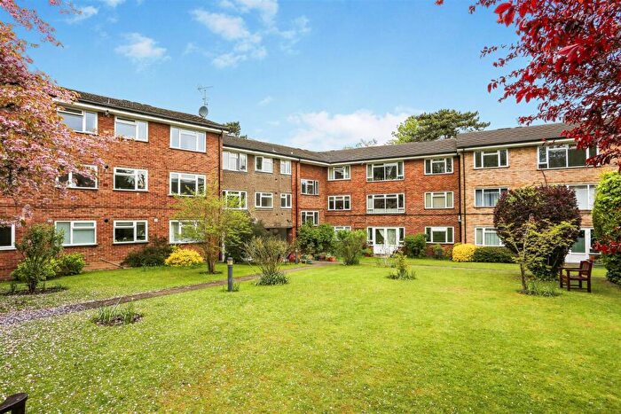2 Bedroom Apartment To Rent In Brighton Road, Sutton, SM2
