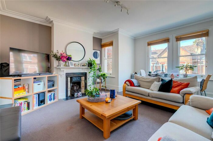2 Bedroom Apartment To Rent In Lavender Gardens, SW11