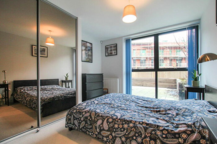 2 Bedroom Flat For Sale In Capstan Room, St. John's Road, Southville, Bristol, BS3