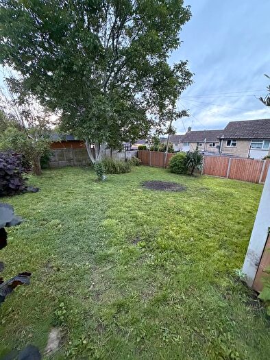 2 Bedroom Semi-Detached House To Rent In Hyde Road, Yeovil, TA15