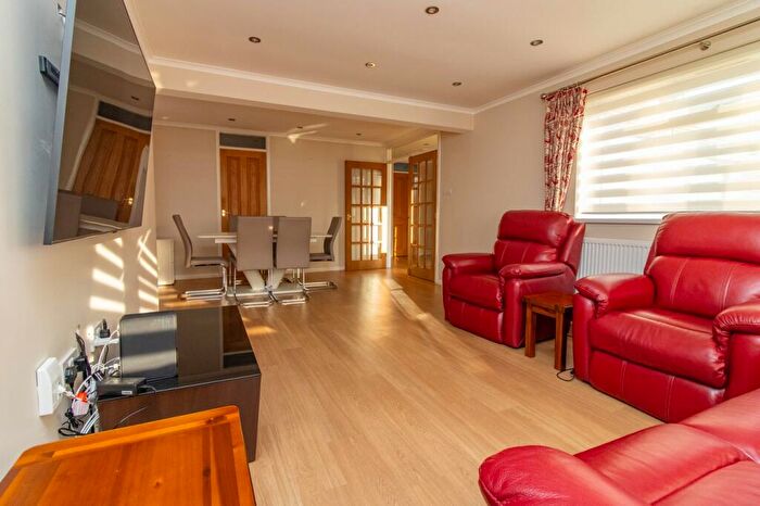 3 Bedroom Detached Bungalow For Sale In Padgate Close, Scraptoft, Leicester, LE7