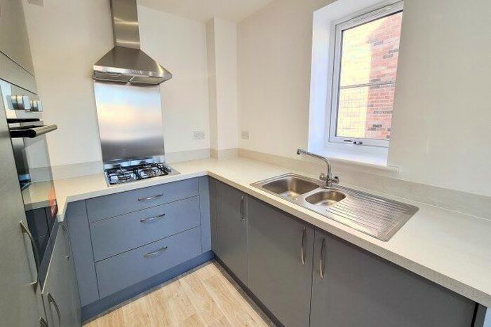 2 Bedroom Property To Rent In Swan Road, Doncaster, DN4